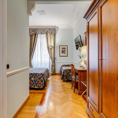 Hotel Cellini 3* Rome