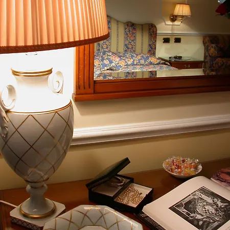 Cellini Hotell