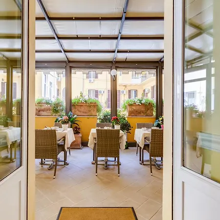 Cellini Hotell