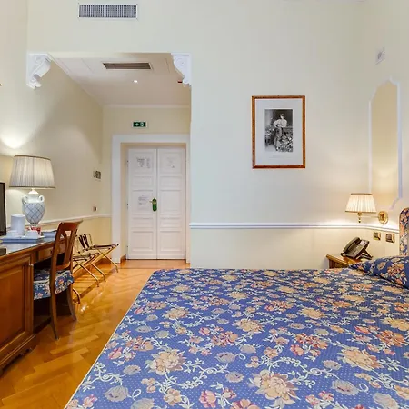 Cellini Hotell