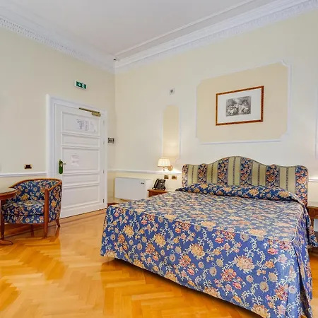 Cellini Hotell 3*