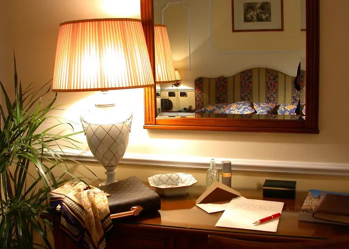 ホテル Cellini 3*