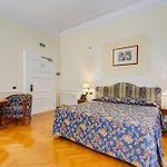 Cellini Szálloda 3*