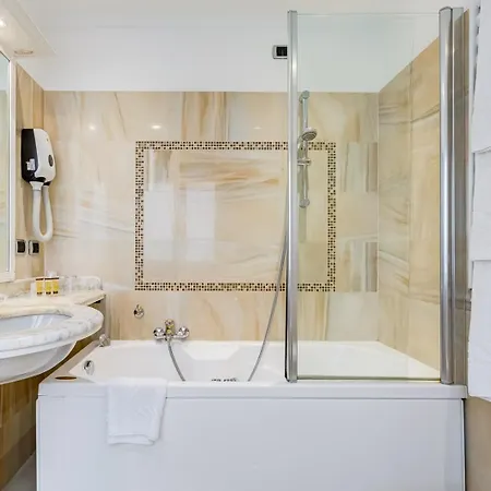 Hotel Cellini 3* Rome
